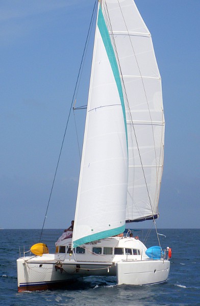 Lagoon 410 sous voile