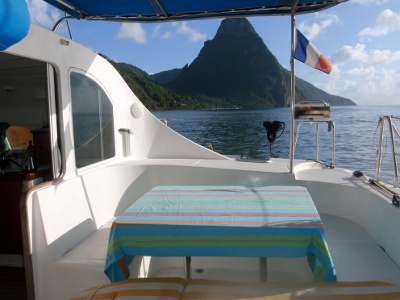 Lagoon 410 cockpit