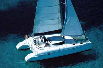 Lavezzi 40 sous voile