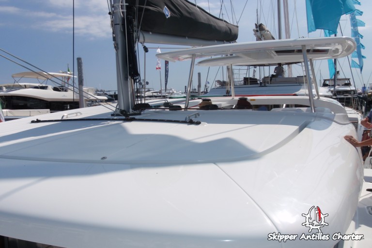 Lagoon 42 le roof